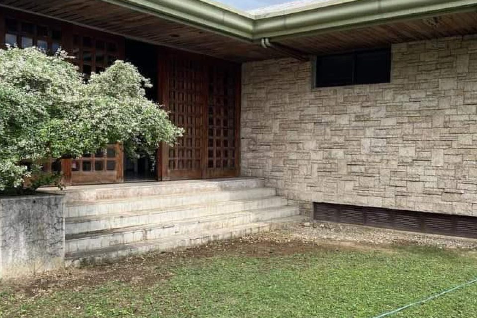 Maria Luisa Estate Park House & Lot