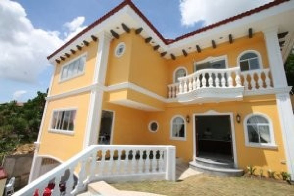 For rent house single detached w/ pool