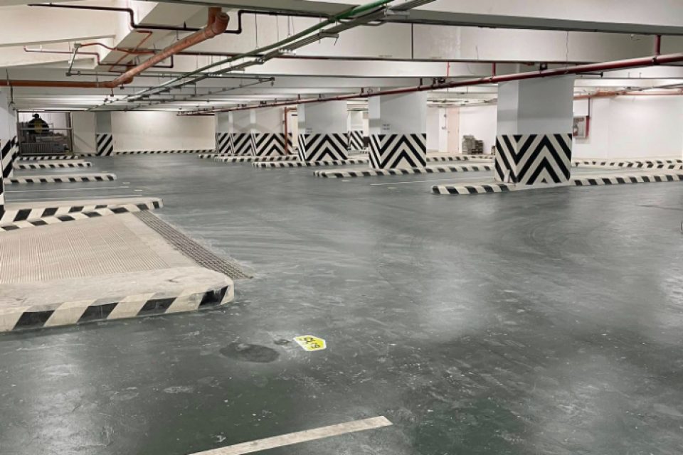 Available Parking Space for Rent in 38 Park!
