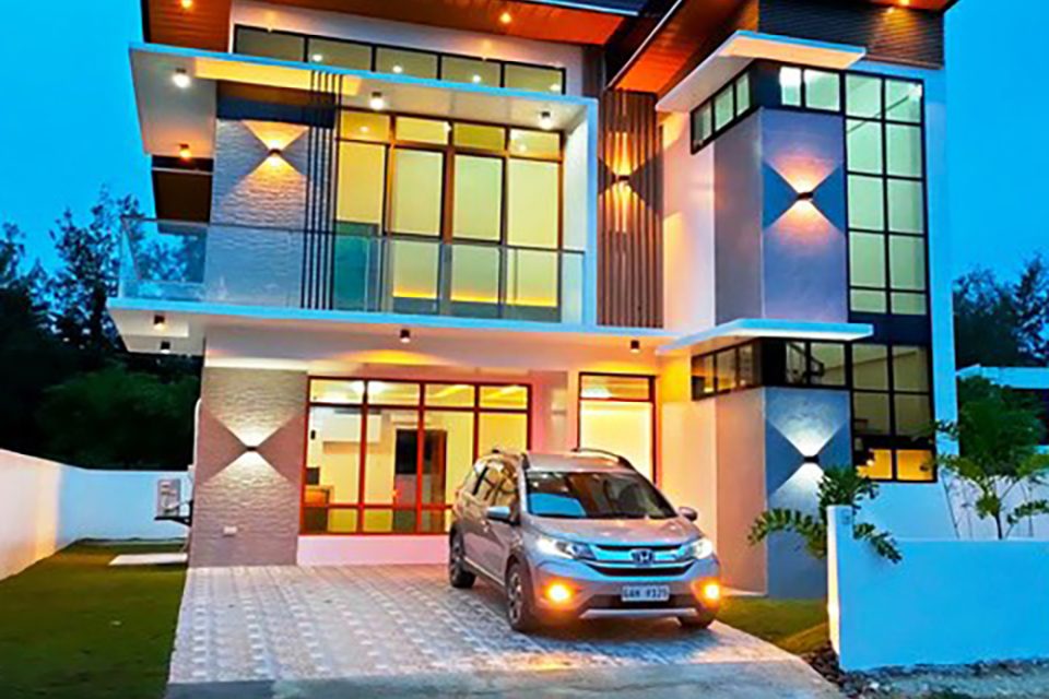 Fully Furnished House in Molave Highlands