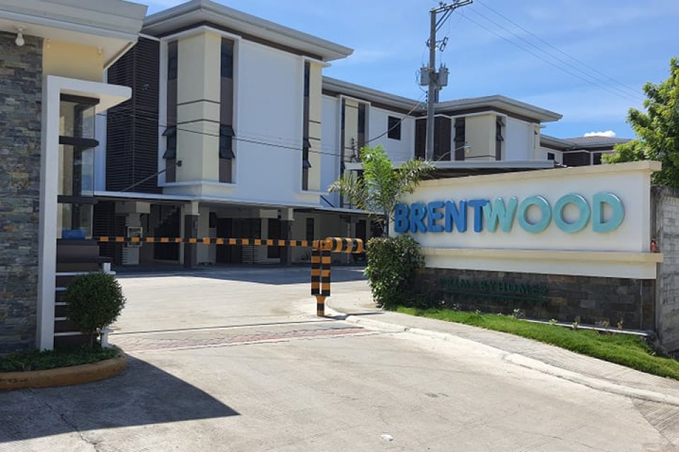 RENT TO OWN OPTION!!! Brentwood Unit