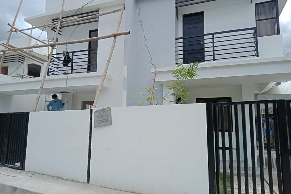 2 Storey Duplex House and Lot in Minglanilla Cebu