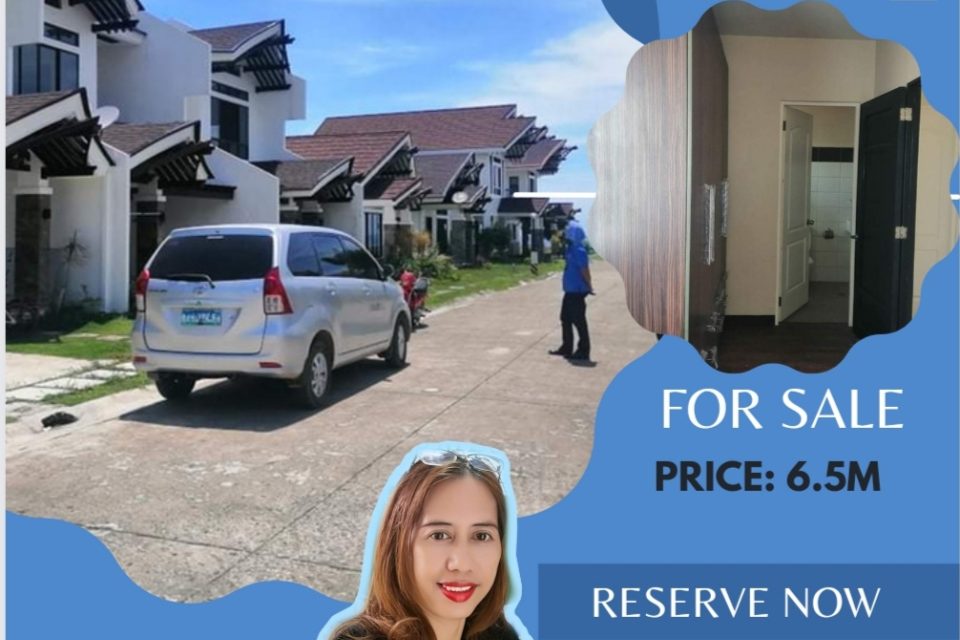 Beachfront Private Townhouse